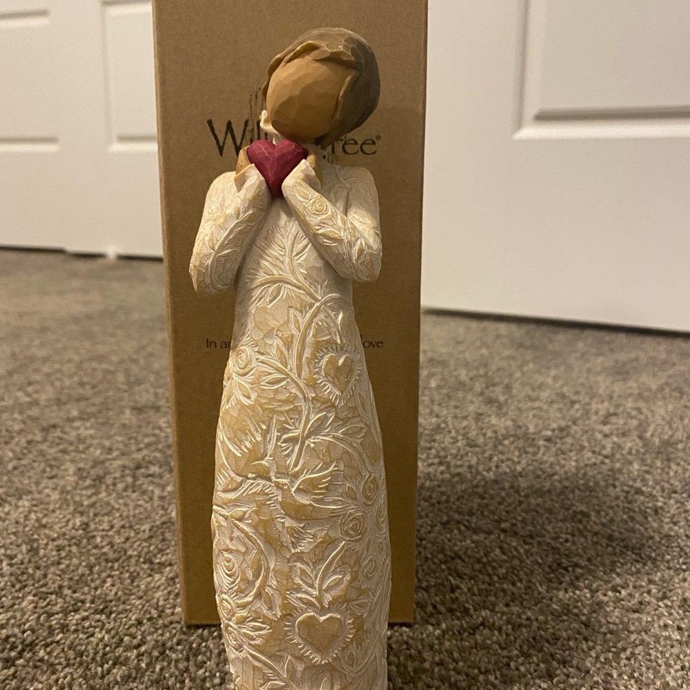 Willow Tree Je T’aime Figurine